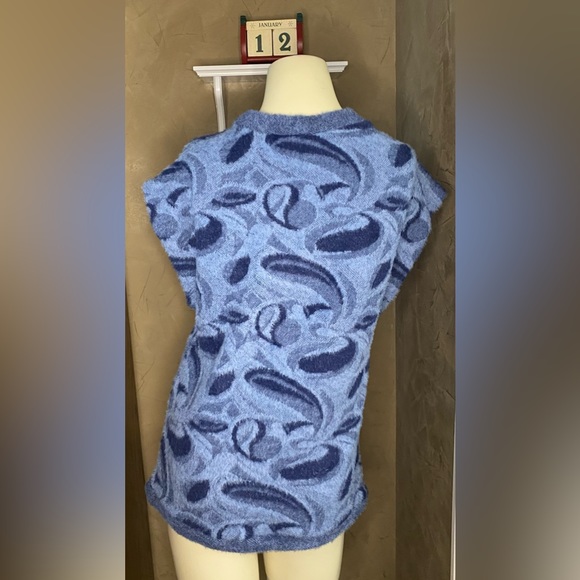 Zara Jacquard Blue Fuzzy Eyelash Knit Sweater Vest size Small - Picture 6 of 10